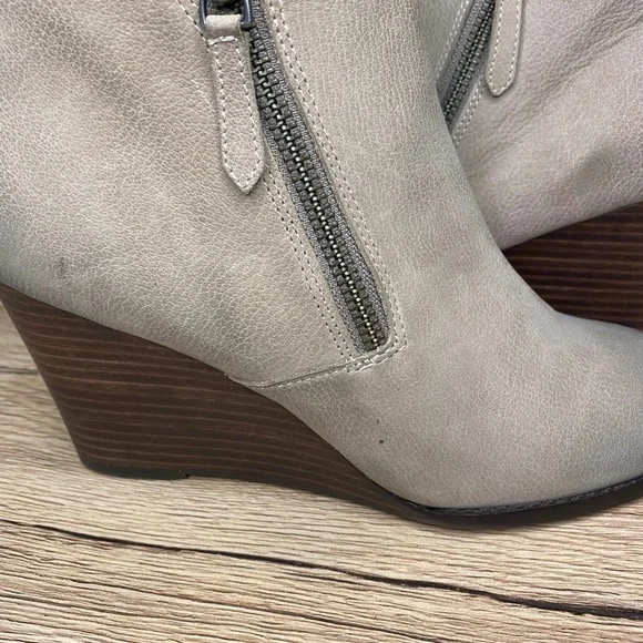 CASLON Wesley Wedge Booties size 7 - Picture 3 of 13